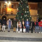 Nules da la bienvenida a la Navidad con el encendido del árbol y  de la iluminación decorativa de las calles