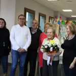 Reconeixement a María Arambul en el dia del seu 100é aniversari