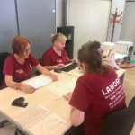 LAS ALUMNAS DE ADMNISTRACIÓN DIGITALIZAN CENTENARES DE EXPEDIENTES EN EL ÁREA DE AGRICULTURA