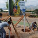 ELS ALUMNES D'OBRA APRENEN SISTEMES D'ANCORATGE EN MOBILIARI URBÀ