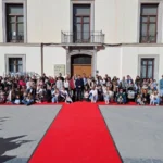 91 NIÑOS Y NIÑAS RECIBEN UN RECONOCIMIENTO EN EL DÍA DE BENVINGUDA AL  NULERET I NULERETA