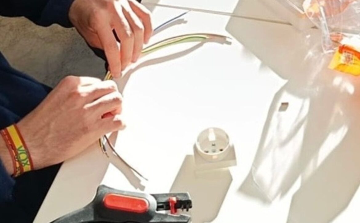 FOTO PRÁCTICA ELECTRICIDAD