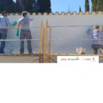 FINALITZA L'ARREBOSAT AMB MORTER REPARADOR DEL MUR PERIMETRAL DEL CEMENTERI MUNICIPAL